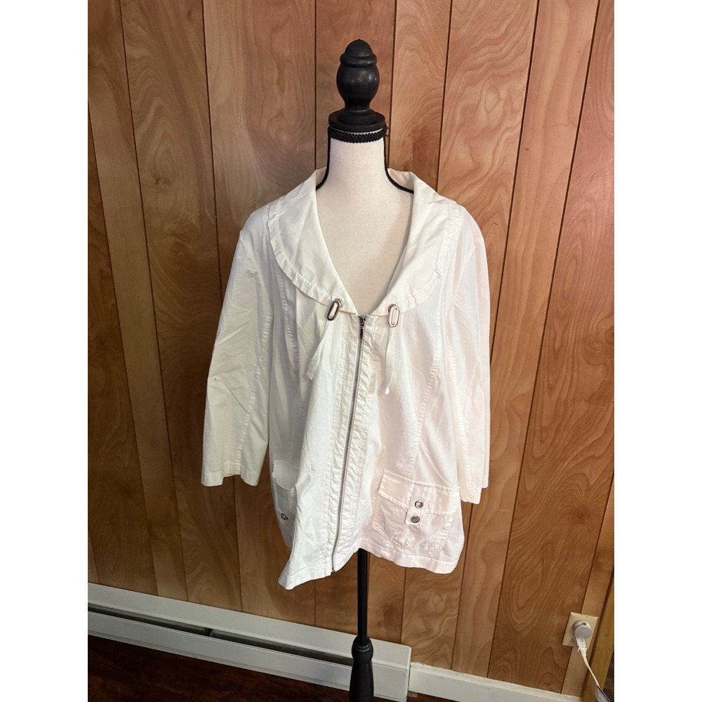 Zenergy by Chicos White Zip Front Grid Texture Jacket 3/4 Sleeve Pockets Womens